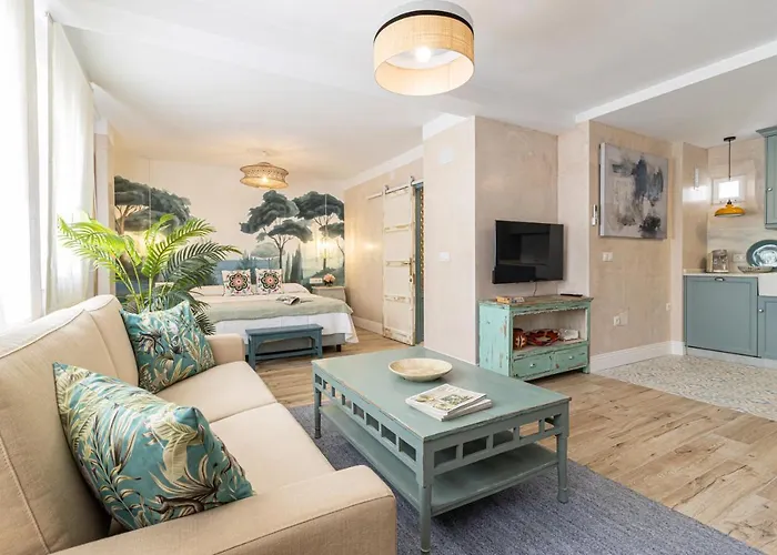 Cathedral Keepers - Exclusive Apartment In Jerez